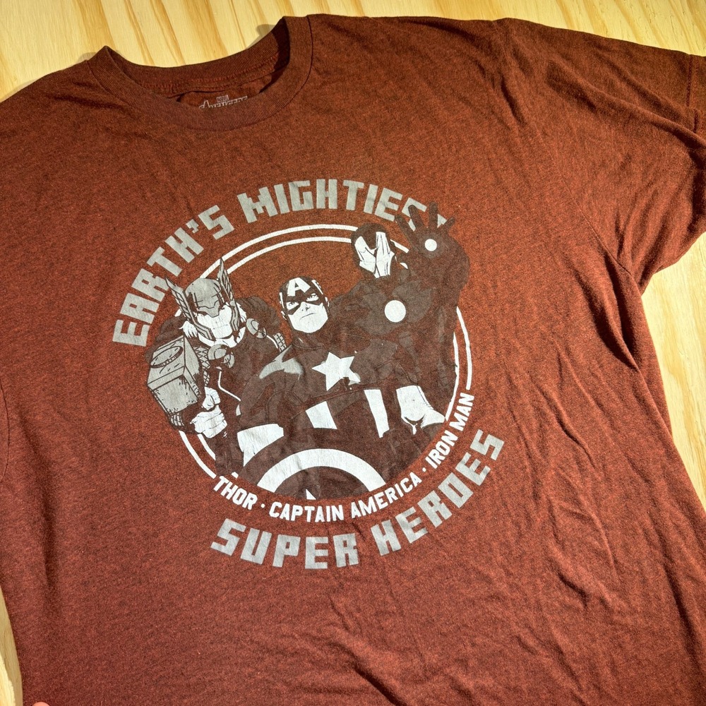 Marvel Avengers Earths Mightiest Heroes Graphic T-Shirt Burgundy Heather Large